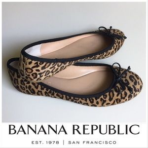 Banana Republic Leopard Flats